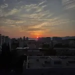 Apartman Spacious Terrace With Private Parking
